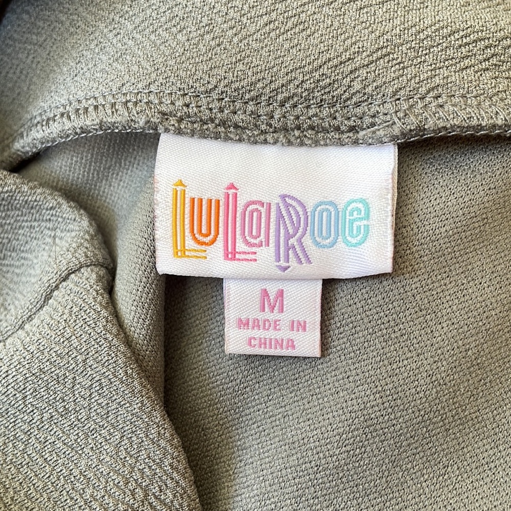Lularoe - Picture 3 of 3